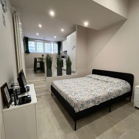 Monolocale Piazza Gambara M1 Apartment Милано Екстериор снимка