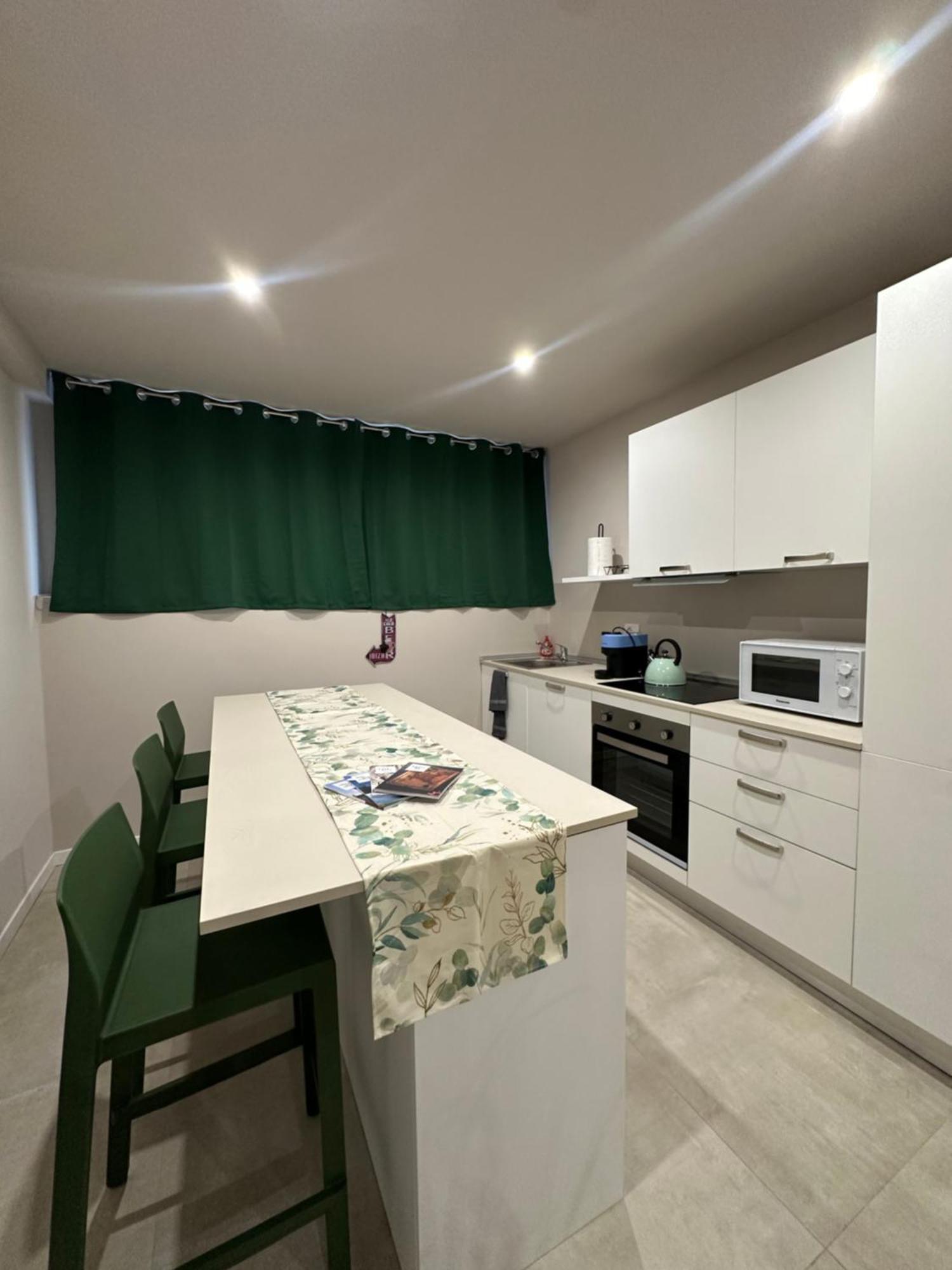 Monolocale Piazza Gambara M1 Apartment Милано Екстериор снимка