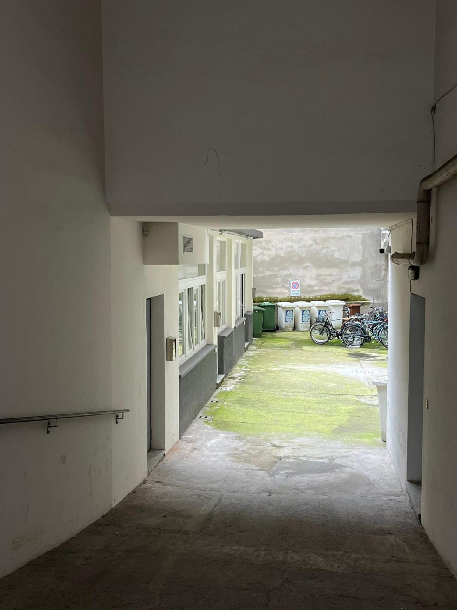Monolocale Piazza Gambara M1 Apartment Милано Екстериор снимка